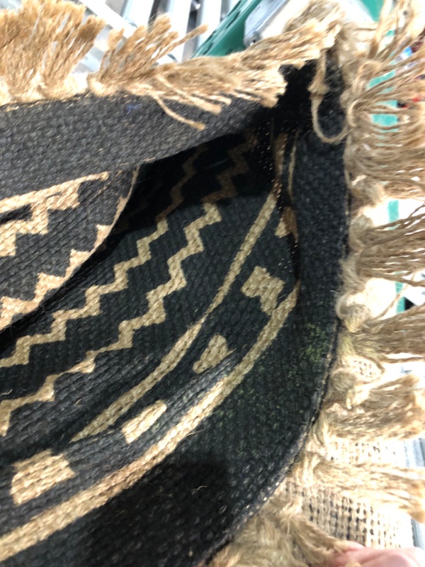 Photo 1 of [USED] nuLOOM Gretel Tribal Motif Jute Tassel Area Rug, 9' x 12'