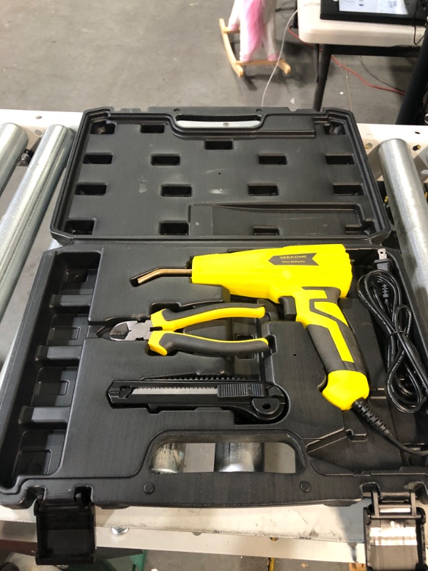 Photo 2 of * MISSING PIECES * 110V-100W Plastic Welder, Plastic Welding Kit Car Bumper Repair Kit, Flat/Outside Corner/Inside Corner/Wave Staples, Plastic Welder Gun (Yellow) 