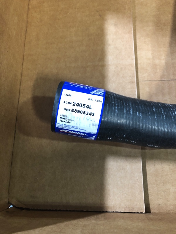 Photo 2 of ACDelco Gold 24054L Molded Lower Radiator Hose