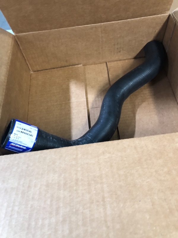 Photo 3 of ACDelco Gold 24054L Molded Lower Radiator Hose