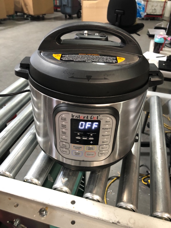 Photo 2 of * USED * Instant Pot Duo 7-in-1 Electric Pressure Cooker, Slow Cooker
