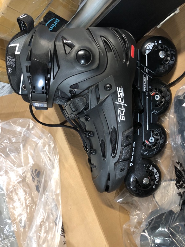 Photo 2 of Flying Eagle F5S Eclipse Pro Inline Freeskates Black - size: 44