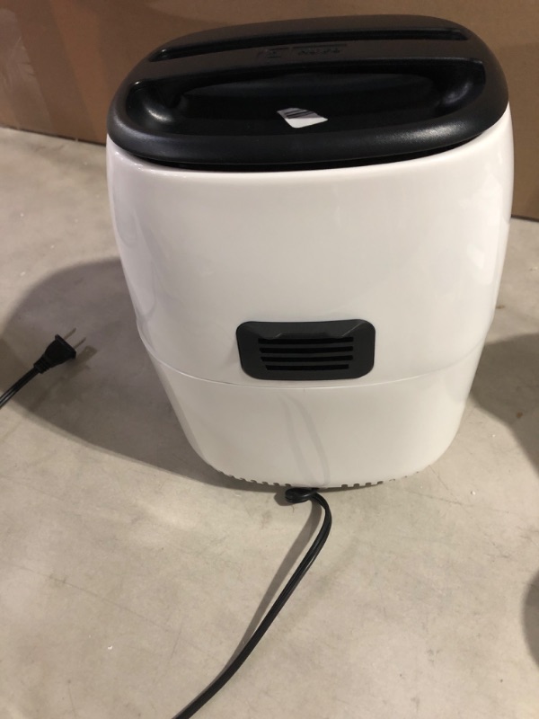 Photo 2 of DASH Tasti-Crisp Digital Air Fryer with AirCrisp Technology, Custom Presets, Temperature Control, and Auto Shut Off Feature, 2.6 Quart - White