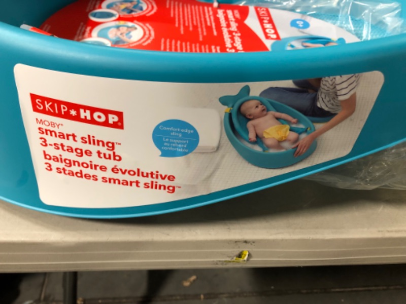 Photo 4 of Skip Hop MOBY Bathtub with Sling