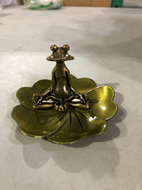 Photo 2 of Brass Meditation Frog Statue Figurine Brass Incense Burner Frog Stick Incense Holder with Ash Catcher Tray