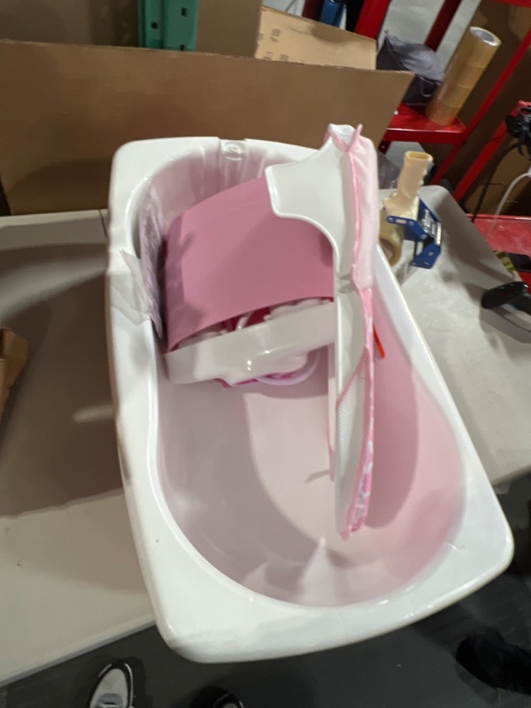 Photo 2 of Summer Infant Lil Luxuries Whirlpool Bubbling Spa & Shower Pink