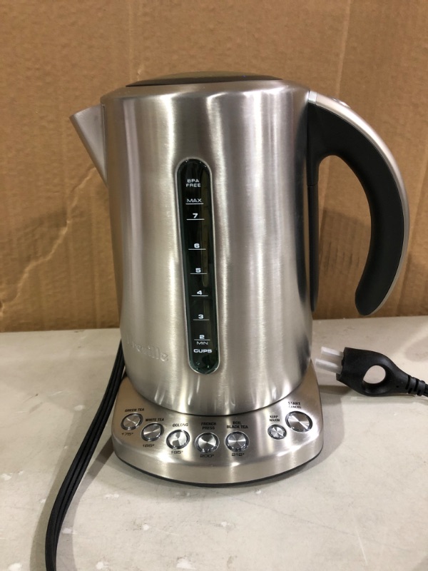 Photo 2 of Breville IQ Electric Kettle, Brushed Stainless Steel, BKE820XL
* Open box, carton damaged in shipping, Unit powers up, no visible damage or defect.
