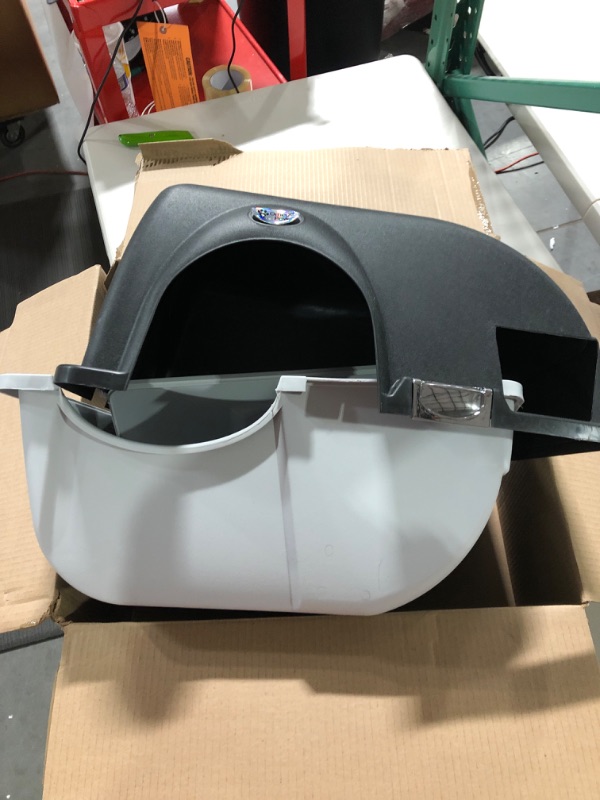 Photo 2 of Omega Paw EL-RA15-1 Elite Roll ‘n Clean Litter Box Regular