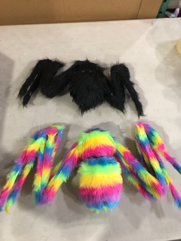 Photo 3 of ((Pack Of 3)) Eavotoy 2 Pack 50"+35" Giant Halloween Spider Large Fake Scary Hairy Spiders for Halloween Decorations Outdoor Indoor Halloween Decor Yard Party Decoration