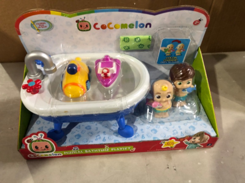 Photo 2 of CoComelon Bathtub Playset