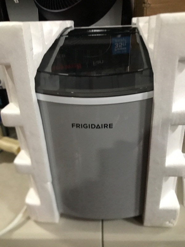 Photo 1 of FRIGIDAIRE EFIC189-Silver Compact Ice Maker, 26 lb per Day, Silver (Packaging May Vary) Silver Ice Maker