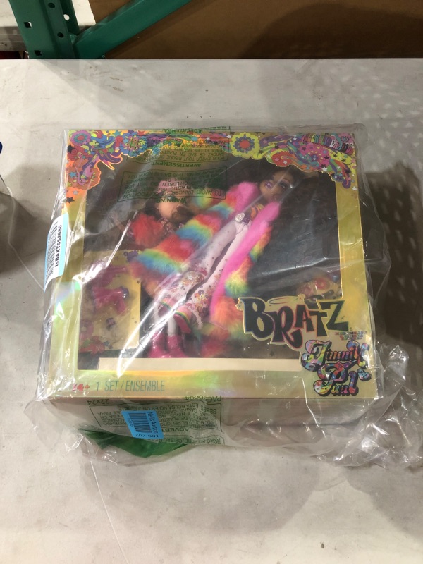 Photo 2 of Bratz x JimmyPaul Special Edition Designer Pride 2-Pack Couple Roxxi & Nevra Fashion Dolls, Multicolor, 580324