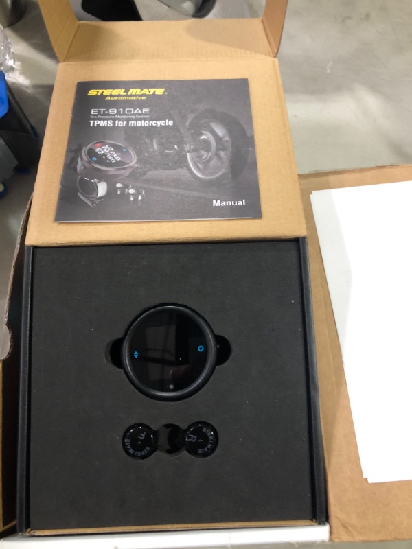 Photo 2 of STEEL MATE Motorcycle Tire Pressure Monitoring System - Universal TPMS for Motorcycle Oversized LCD Screen with Display Time in Real Time and Tire Pressure Reading System