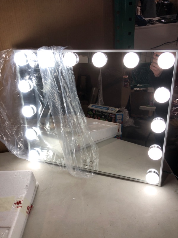 Photo 1 of BEAUTME Light Up Mirror Vanity Mirror with Lights,Hollywood Makeup Mirror with 14pcs Led Bulbs,Large Tabletop Mirror or Wall Mounted Mirror Smart Touch Control Led Mirror Big (Silver).
* Open box, damage to shipping carton, no visible damage to product. *