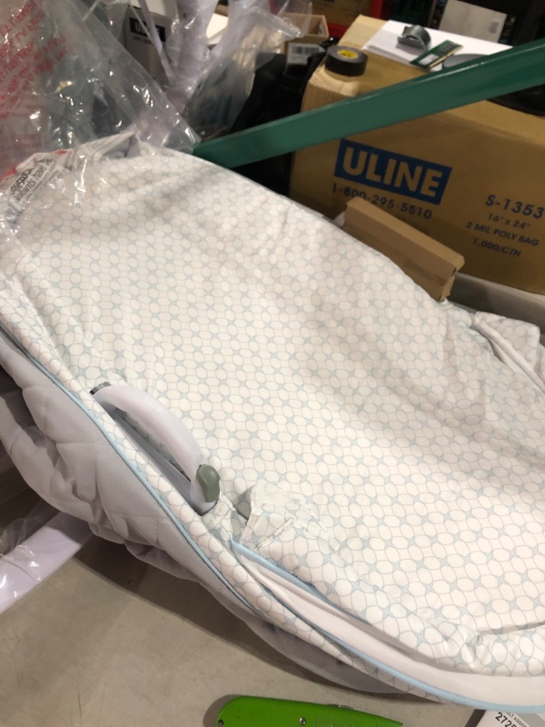 Photo 1 of Delta Children Deluxe 2-in-1 Moses Bedside Bassinet Portable Crib, Windmill