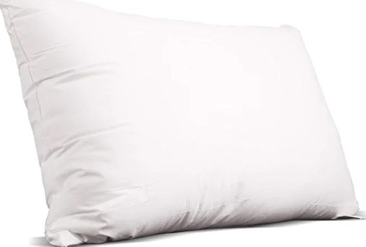 Photo 1 of EDOW Luxury Soft Pillow for Sleeping, Fluffy Down Alternative Polyester Fiber Filled Pillow, Home&Hotel-Collection, Machine Washable (QTY of ONE)
* Open item, SINGLE PILLOW, no visible damage or defect * (Stock photo for reference only)