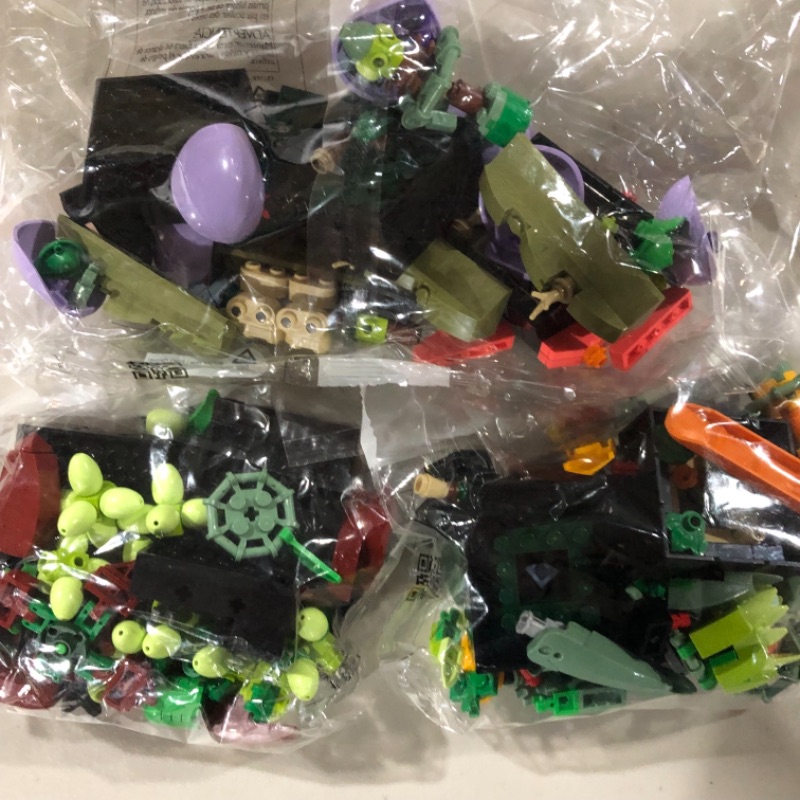 Photo 2 of LEGO Icons Succulents 10309 Building Set for Adults (771 Pieces)