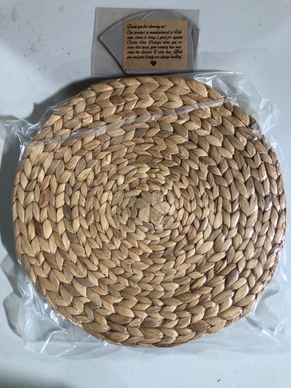 Photo 2 of ? Water Hyacinth Placemats - Round Woven Placemats - Trivets for Hot Dishes - Wicker Placemats - Heat Resistant Non-Slip Trivets for Table - Durable Trivets for Hot Dishes (Seagrass13.4-4pcs) Seagrass13.4"-4pcs