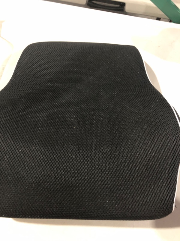 Photo 2 of !!!SEE CLERK NOTES!!!
Qutool Lumbar Support Pillow and Seat Cushion for Office Chair