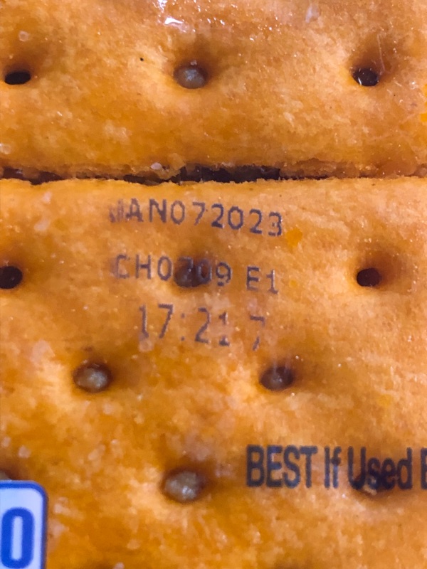 Photo 1 of !!!SEE CLERK NOTES!!!
Lance Sandwich Crackers, ToastChee Peanut Butter, 20 Individually Wrapped Packs, 6 Sandwiches Each 
(Pack of 6)