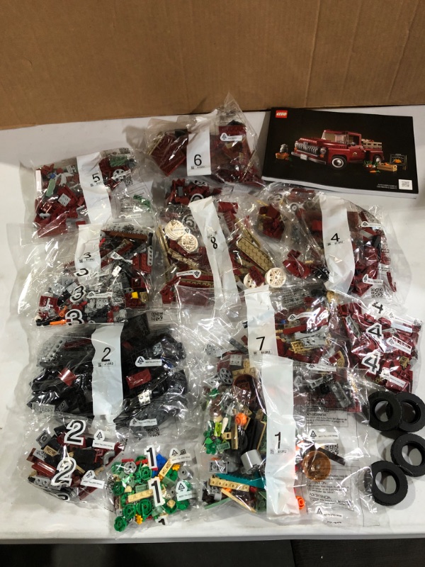 Photo 1 of LEGO Pickup Truck 10290 Authentic Vintage 1950s Pickup Truck(1 677 Pieces)