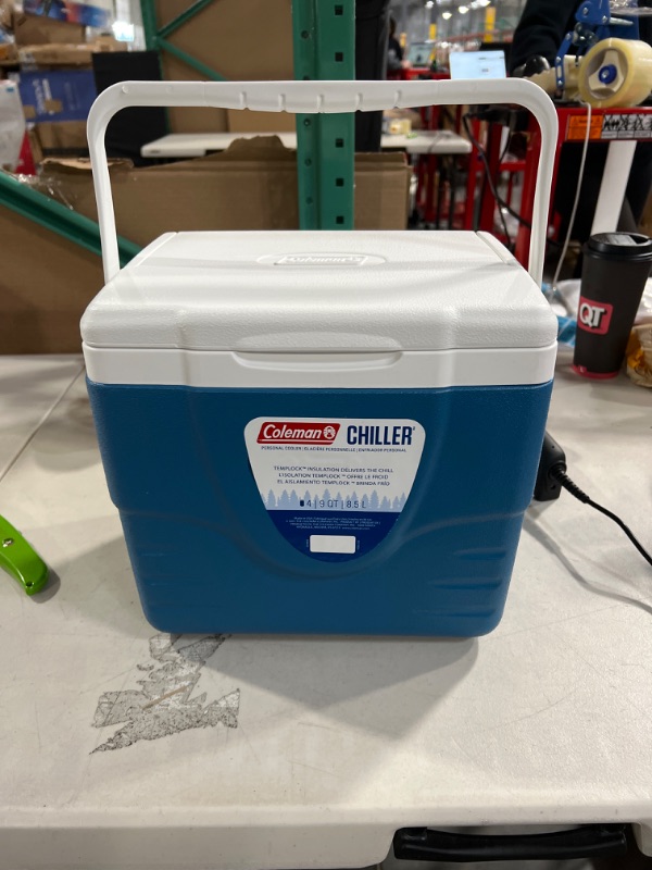 Photo 2 of Coleman Portable Hard Cooler, 9 Quart Ocean Blue