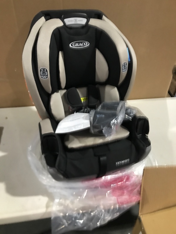 Photo 2 of Graco Extend2Fit 3-in-1 Car Seat, Stocklyn 