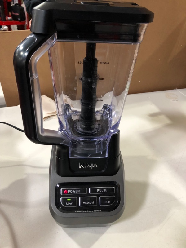 Photo 2 of Ninja NJ601AMZ Professional Blender 