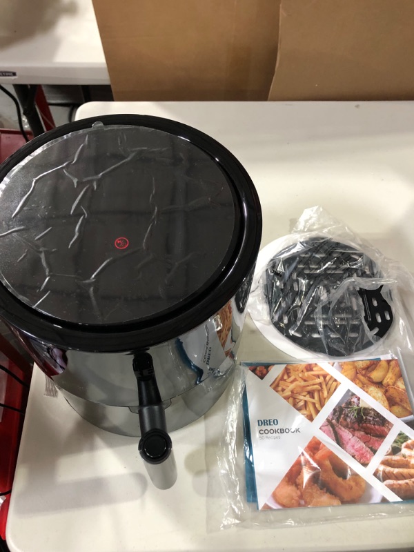 Photo 2 of Dreo Air Fryer - 100? to 450?