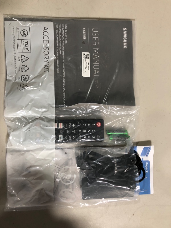 Photo 2 of ***NON FUNTIONAL/FOR PARTS ONLY*** 
          !!!SEE CLERK NOTES!!!
SAMSUNG 40-inch Class LED Smart FHD TV 1080P (2019 Model)