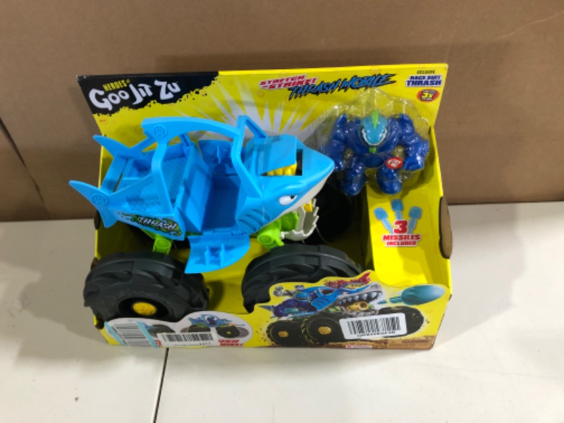 Photo 2 of Heroes of Goo Jit Zu "Stretch and Strike Thrash Mobile! Vehicle with Missile Launcher and Stretchy, Goo Filled Exclusive Race Suit Thrash