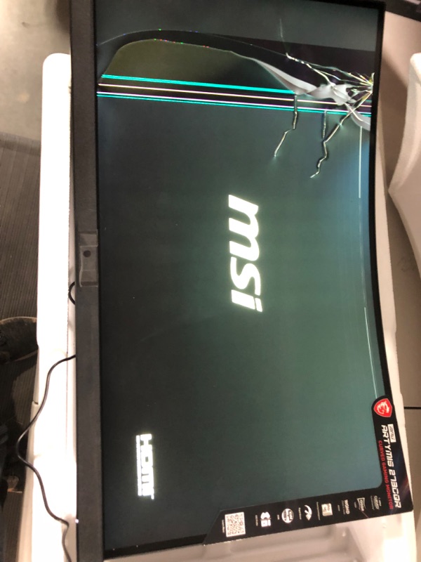 Photo 5 of MSI MPG ARTYMIS 273CQR, 27" Gaming Monitor, 2560 x 1440 (QHD), VA, 165Hz, 