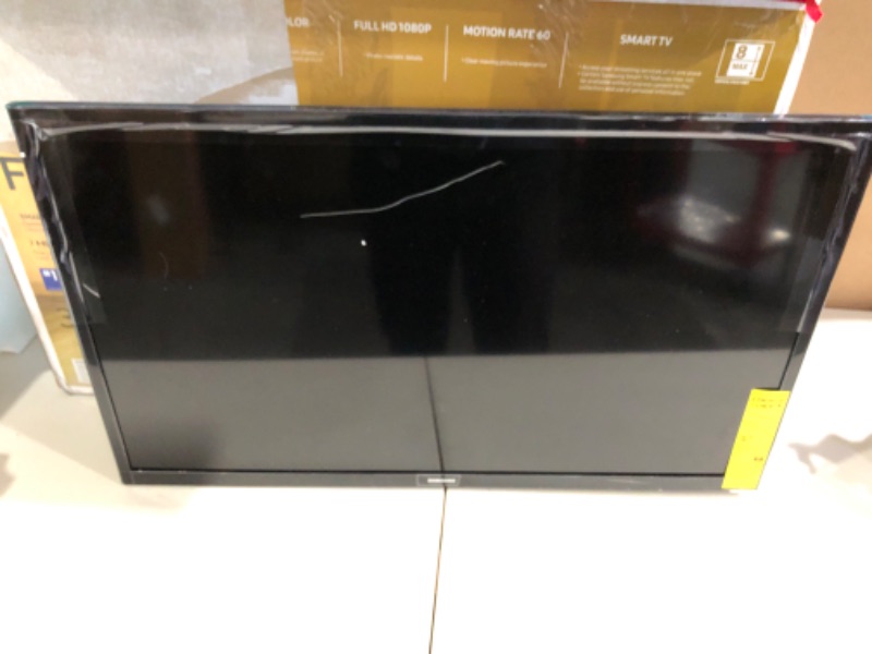 Photo 1 of SAMSUNG 32-inch Class LED Smart FHD TV 1080P (UN32N5300AFXZA, 2018 Model)
