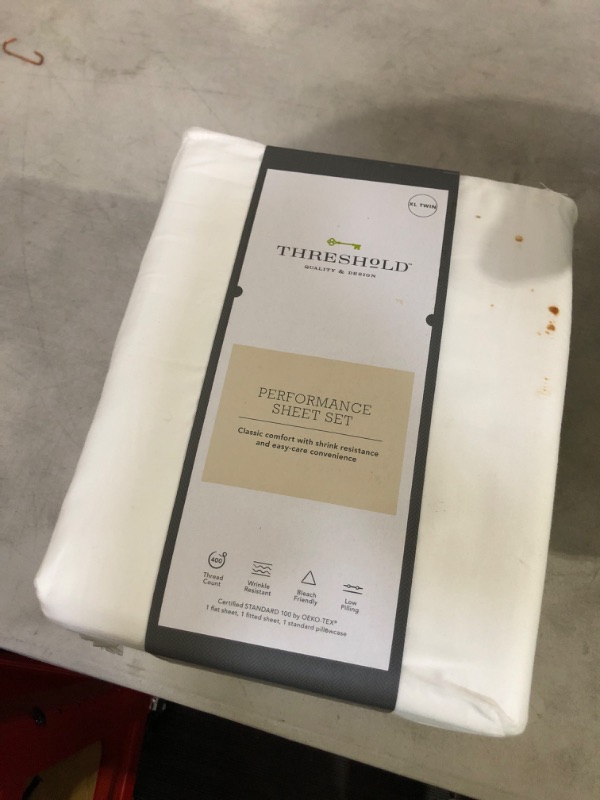 Photo 2 of 400 Thread Count Solid Performance Sheet Set - Threshold