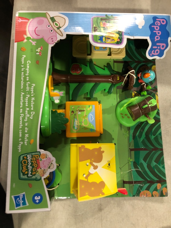 Photo 2 of Peppa Pig Peppa S Nature Day Playset
