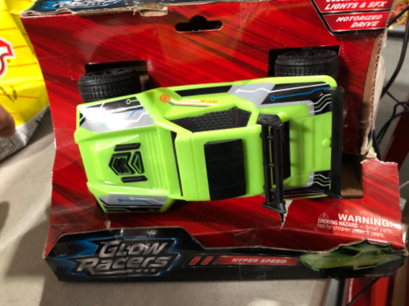 Photo 2 of Maxx Action Glow Racers Hyper Climb Motorized Monster Truck Toy Vehicle

