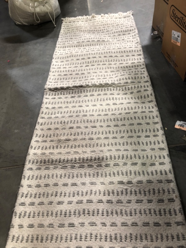 Photo 1 of AREA RUG 27IN X88IN GRAY /WHITE