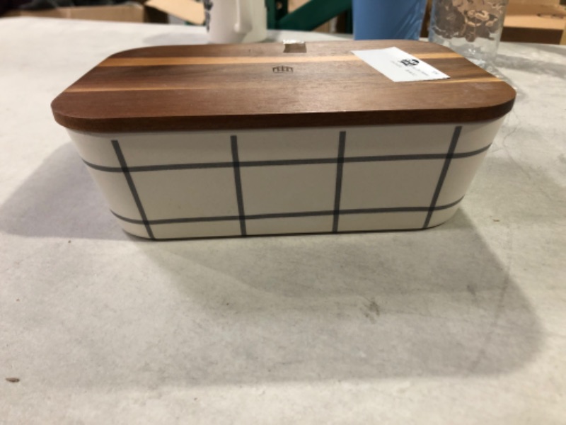 Photo 2 of 1pc- Premium 45oz Grid Pattern Bamboo-Melamine Bento Food Storage Box with Wood Lid Gray/Cream - Dishwasher Safe