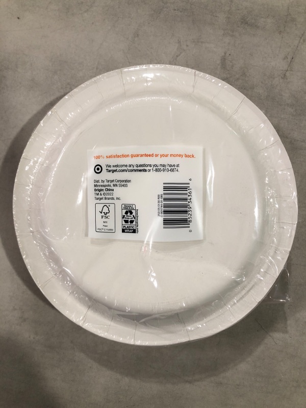 Photo 2 of Up & Up Heavy Duty Paper Plates - Halloween Boo! Ghost - 44 ct - 8.5"