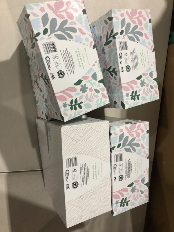 Photo 2 of Puffs Plus Lotion Facial Tissue, 8 Family Boxes, 124 Facial Tissues per Box (992 Tissues Total) PL 8X124 (New)