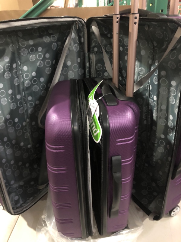 Photo 3 of !!!SEE CLERK NOTES!!!
Rockland Melbourne Hardside Expandable Spinner Wheel Luggage, Purple, 2-Piece Set (20/28) Purple