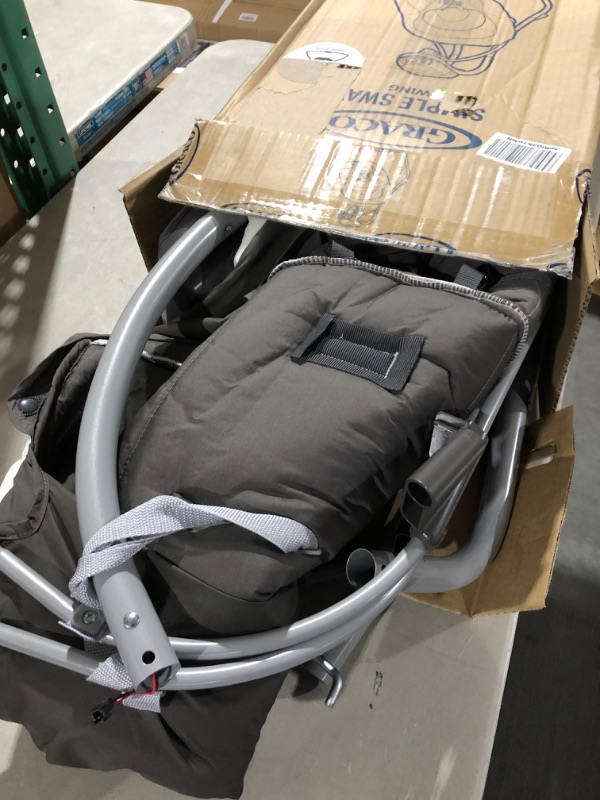 Photo 2 of Graco Simple Sway Abbington Baby Swing