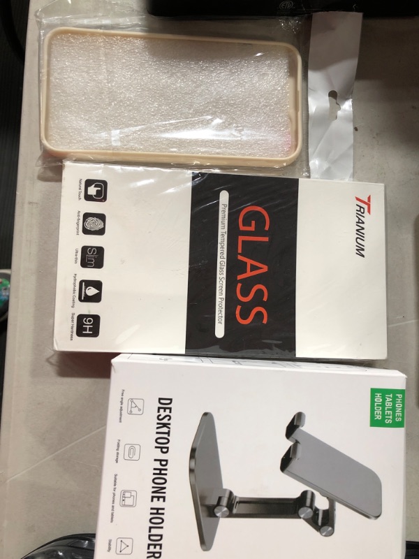 Photo 1 of assorted cell phone item bundle different sizes 