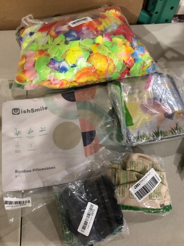 Photo 1 of assorted home goods bundle 