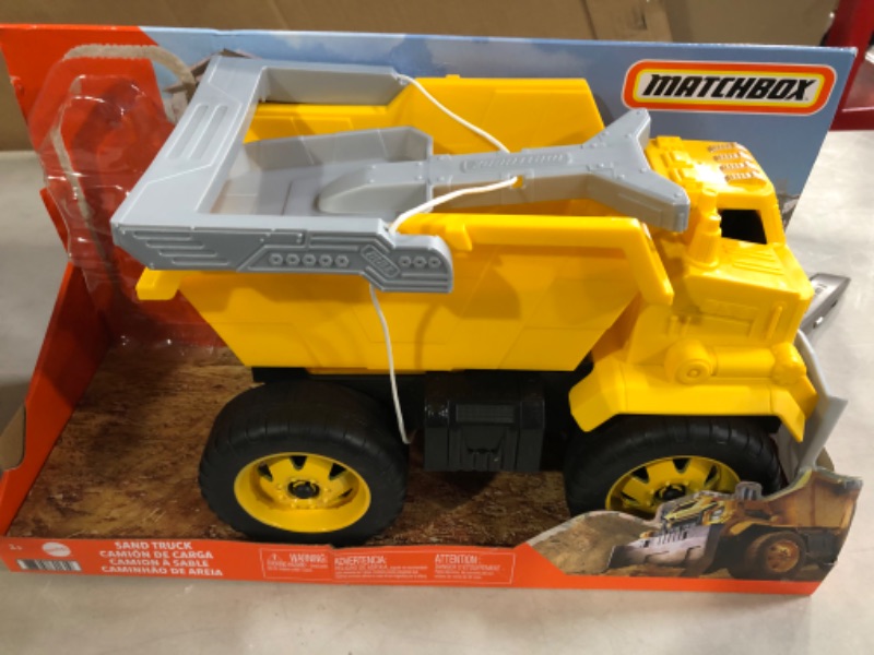 Photo 2 of ?**Missing miniature vehicles - Matchbox Cars, Large-Scale Construction Sand Truck with 5 1:64 Scale Die-Cast Construction Vehicles, Outdoor Toy ?? DUMP TRUCK