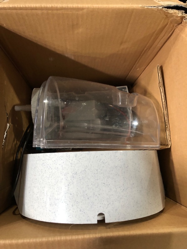 Photo 2 of [USED] PetSafe Drinkwell Platinum Pet Fountains - Best for Cats and Small to Medium Dogs - Fresh, Filtered Water Dispenser - Filters Included - 168 Oz Capacity