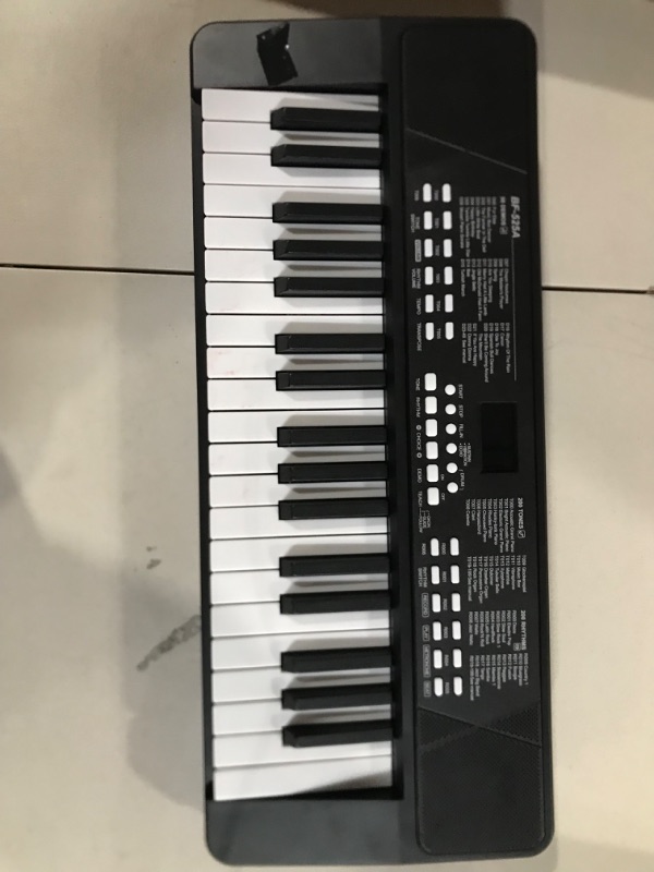 Photo 4 of Beginners Piano Keyboard 37 Keys Built-in Rechargeable Battery and Headphone Jack