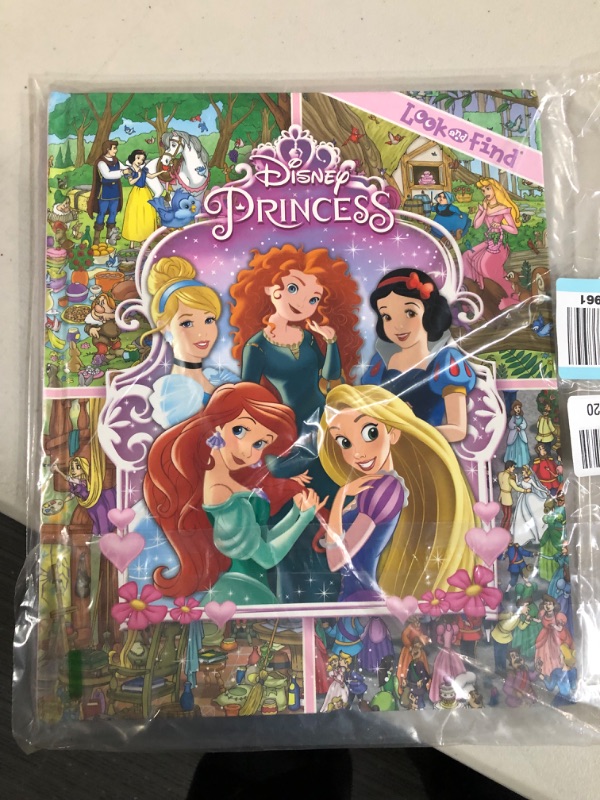 Photo 2 of Disney Princess Cinderella, Tangled, Aladdin and More!- Look and Find Activity Book - PI Kids