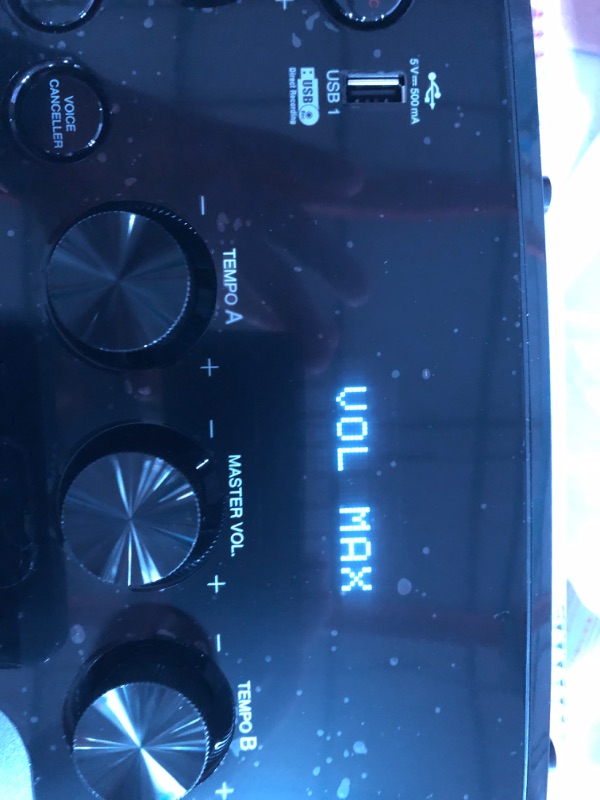 Photo 4 of **SEE NOTES** LG CK99 5000W LOUDR Hi-Fi Entertainment System with Karaoke Creator (2018)