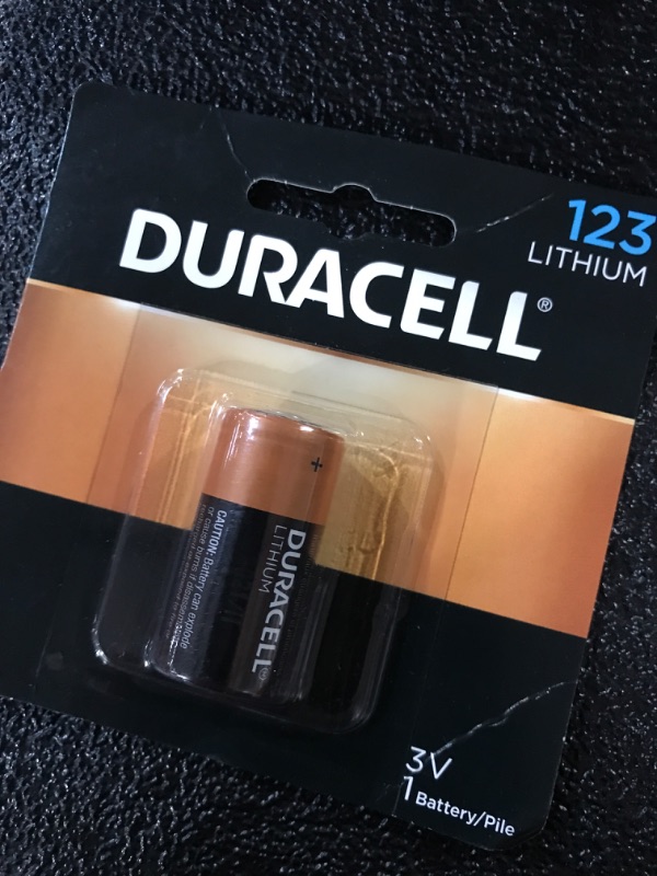 Photo 1 of Duracell CR123A 3V Lithium Battery, 1 Count Pack, 123 3 Volt High Power Lithium Battery, Long-Lasting for Home Safety and Security Devices, High-Intensity Flashlights, and Home Automation 1 Count (Pack of 1)